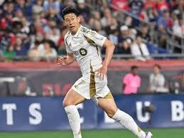 国际米兰与维罗纳战平 意甲激战引人瞩目
